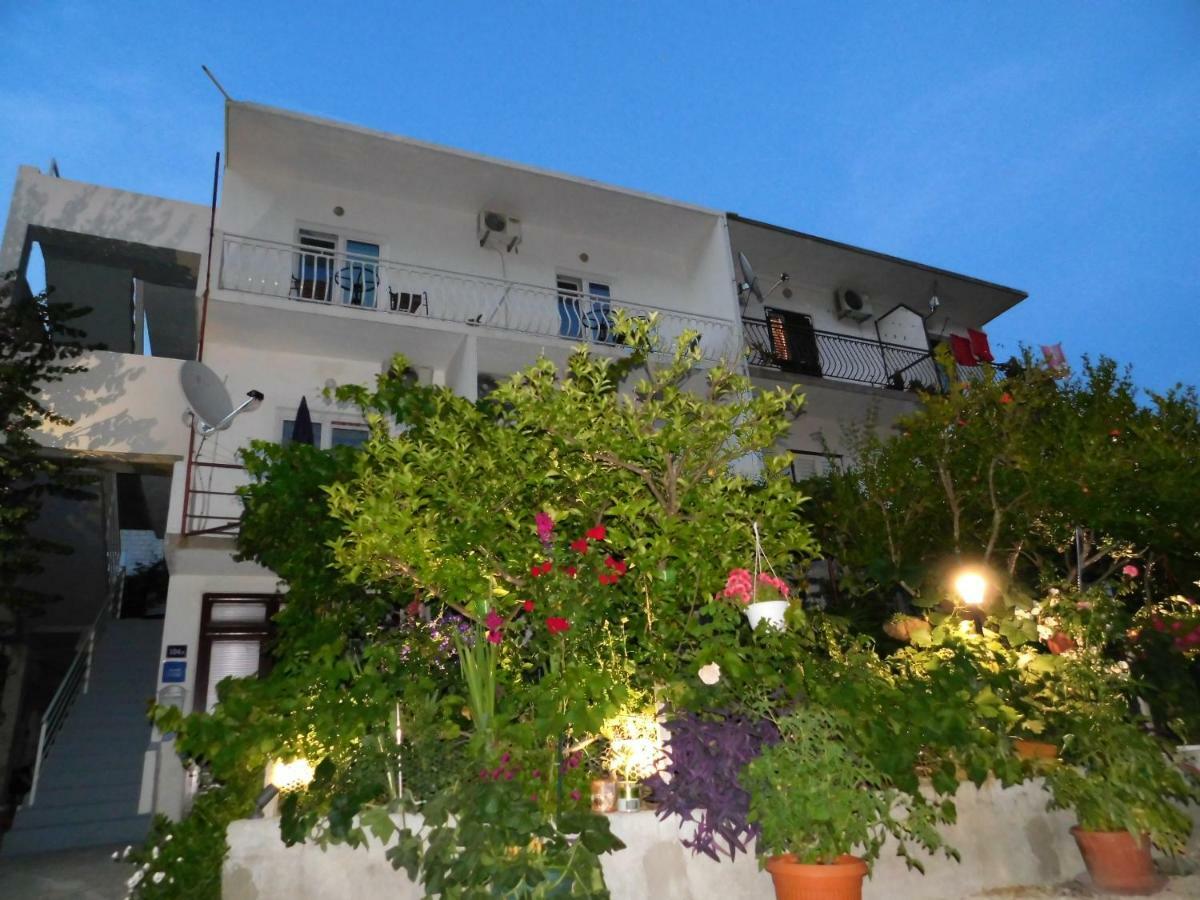 Jacky Apartment / Sea View Makarska Exteriör bild